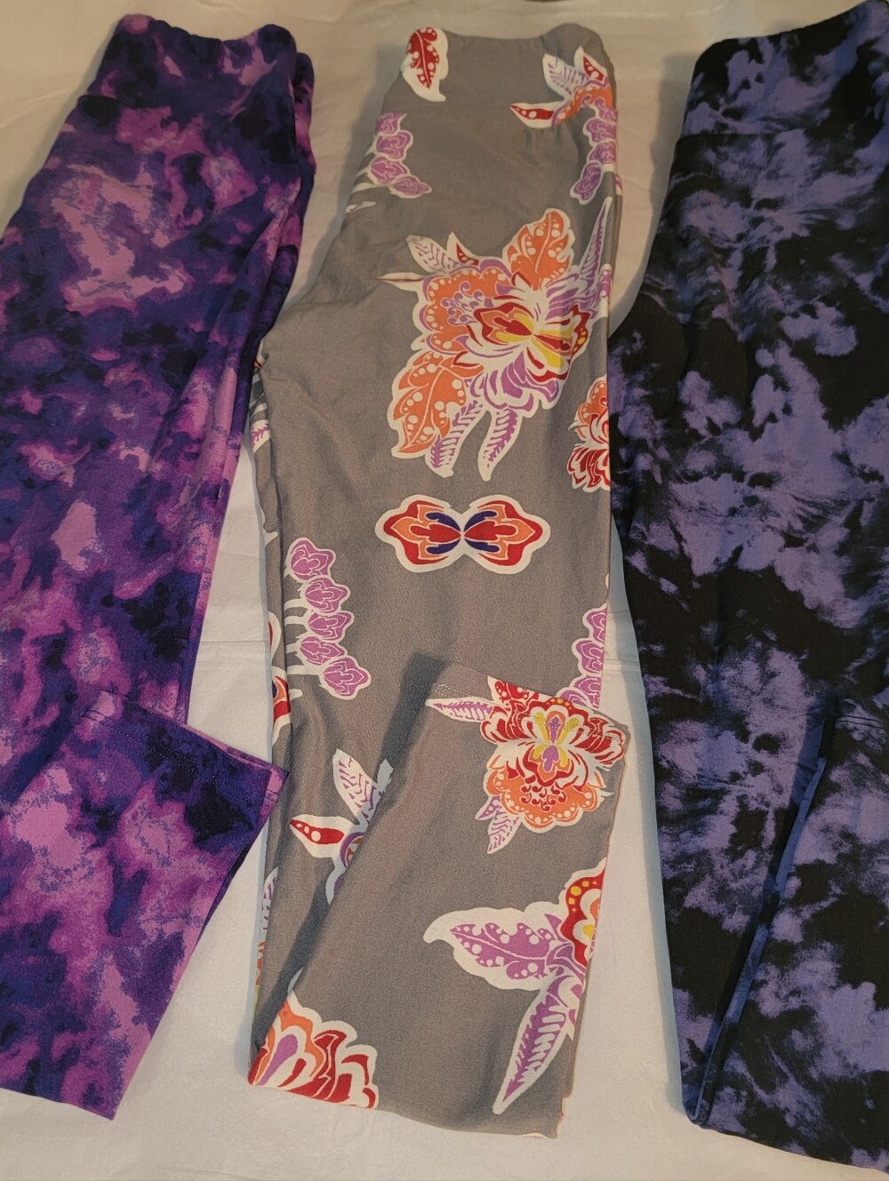 Set Of 3 Girl’s Purple Tie Dye, Pink Tie Dye, And Gray Floral Leggings